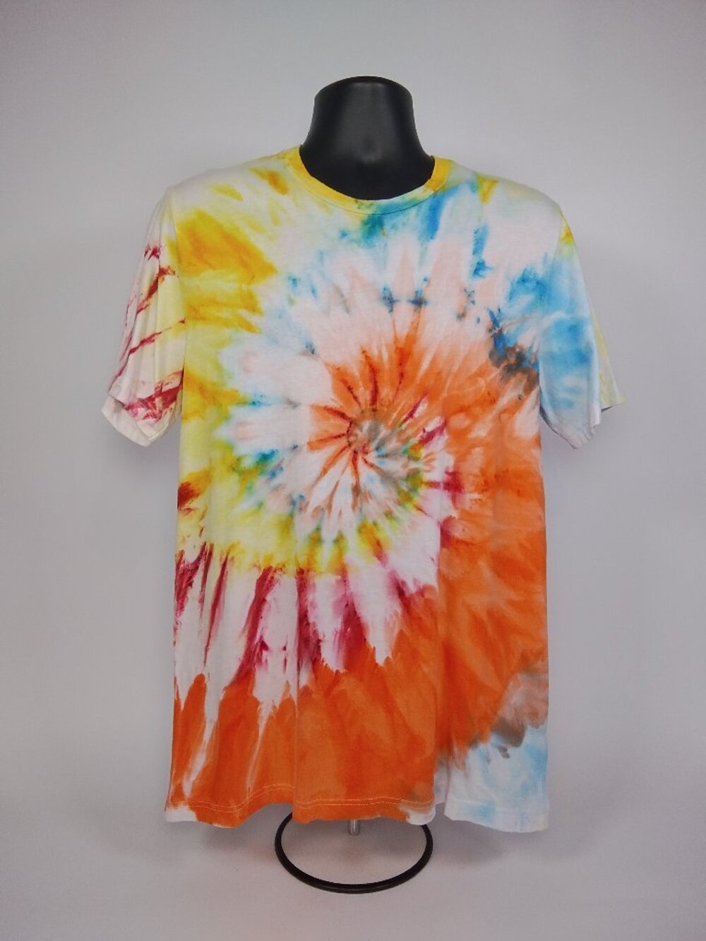 Large Unisex Bella-Canvas 3001C “Spiral” Ice Dyed T-Shirt